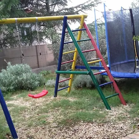 Будинок відпочинку House With A Swimming Pool - Diklo, - 11700